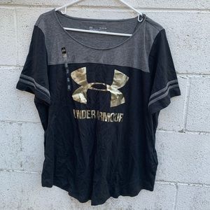 Black and Grey Under Armour shirt